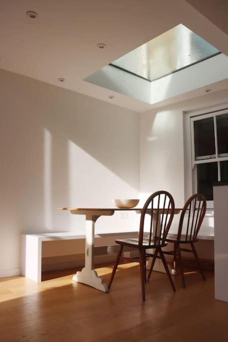 Beautiful And Contemporary Cornish Townhouse In Penzance Villa Eksteriør billede